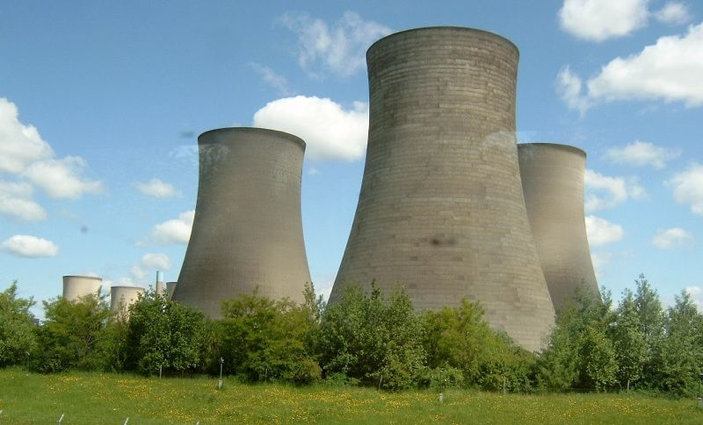برج خنک کن (cooling tower):